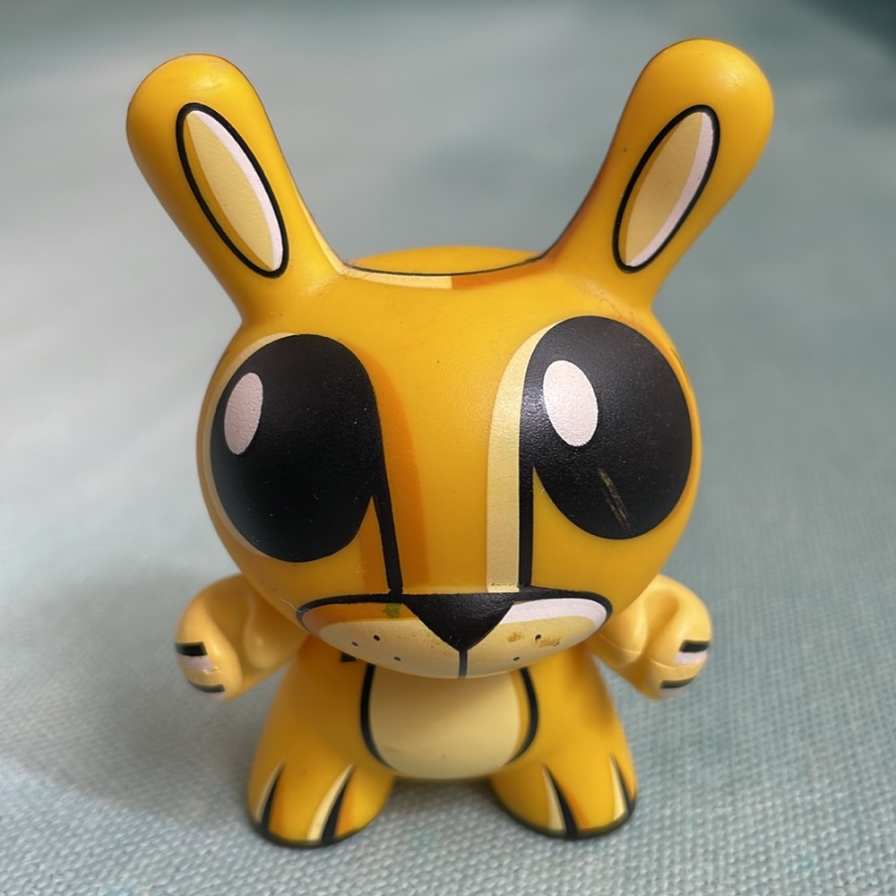 Kidrobot Dunny La Series Joe Ledbetter Figure 2005 - image 1